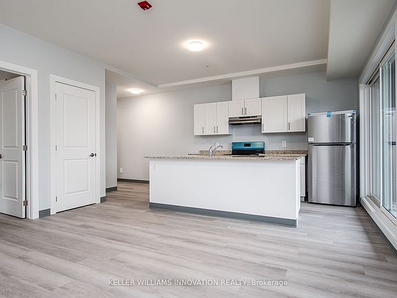 5th image of 10 Queen St #202