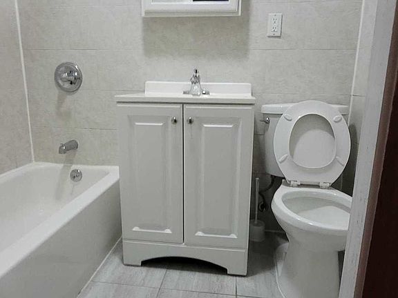 5th image of 268 Saint Nicholas Ave #1B