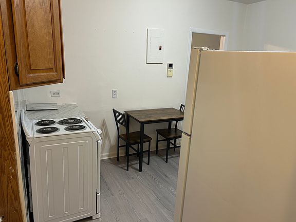 4th image of 2456 Arthur Ave APT 3