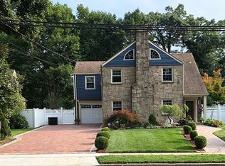 153 Putnam Ave, Freeport, NY 11520