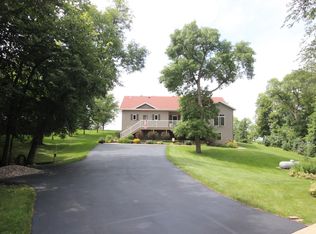 23637 Canterbury Sands Trl, Battle Lake, MN 56515