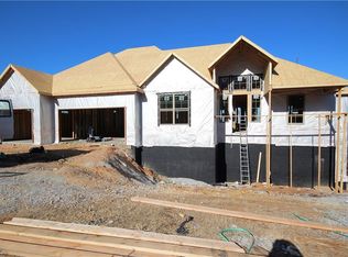 506 E Ozark View Dr, Fayetteville, AR 72703