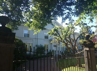 919 Harvard Ave E, Seattle, WA 98102