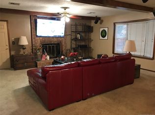 2010 Mockingbird Ln, McAlester, OK 74501