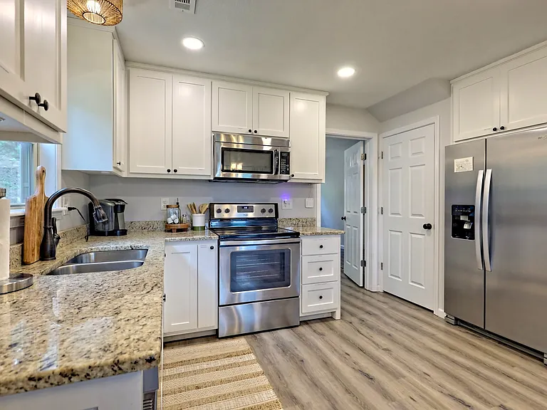 112 John English Dr — Photo 13