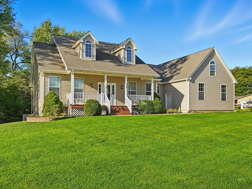 1st image of 232 Akela Dr