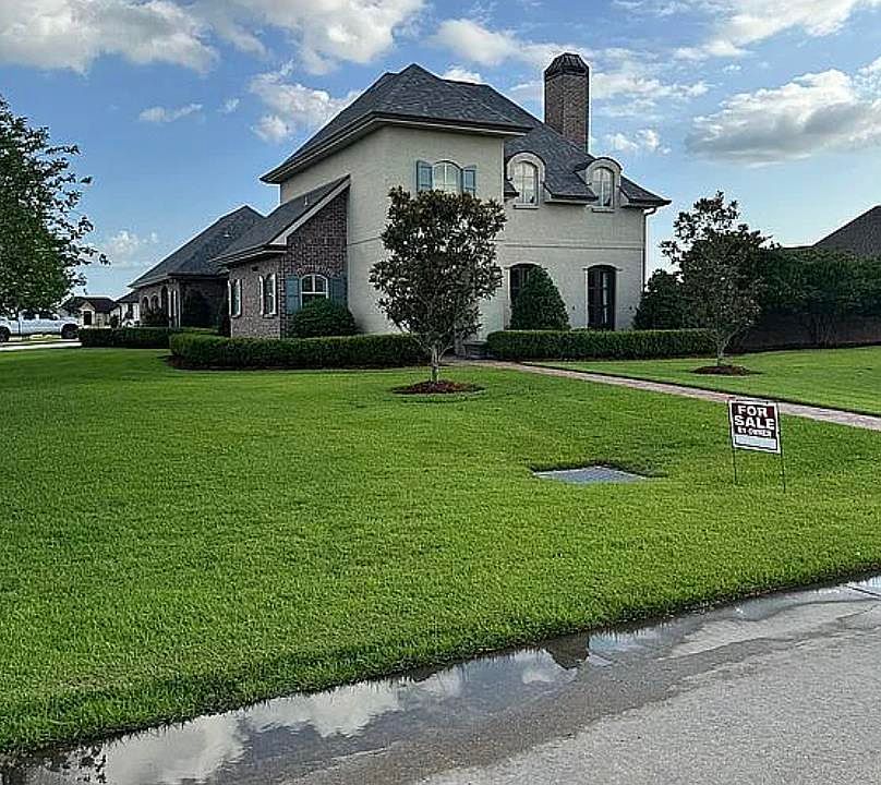 1st image of 261 Westside Blvd