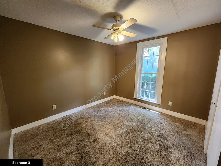 1907 Henderson St — Photo 11