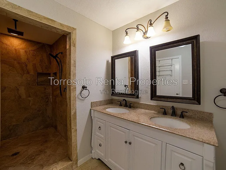 1919 E Highland Blvd — Photo 16