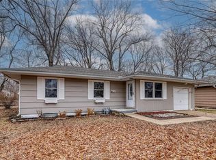604 E 133rd Ter, Grandview, MO 64030