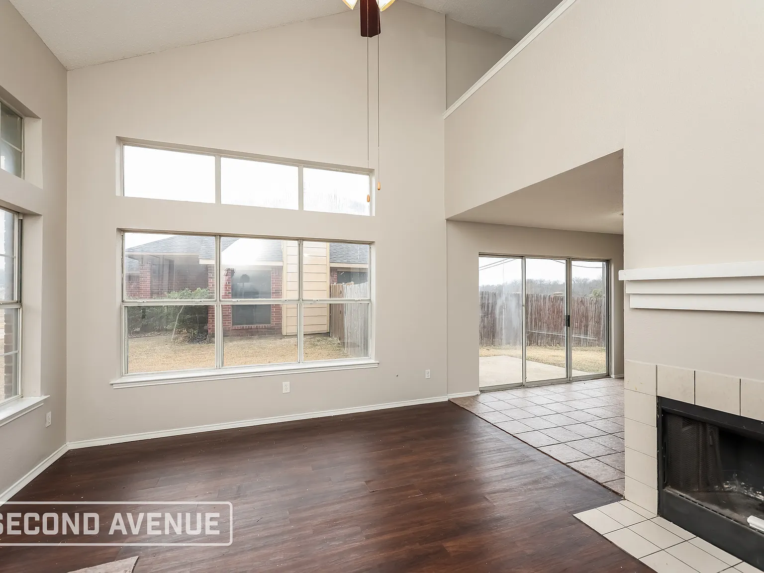 3 bed, 2.0 bath, 1477 sqft, $1,850 — Photo 4