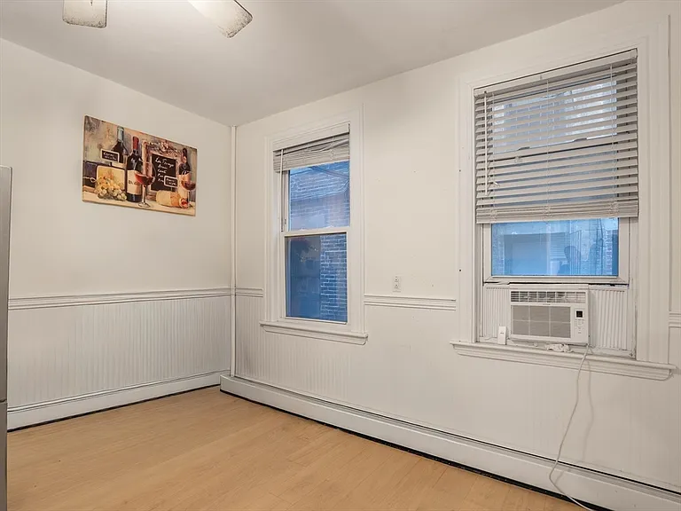 22 Irving St #2 — Photo 6