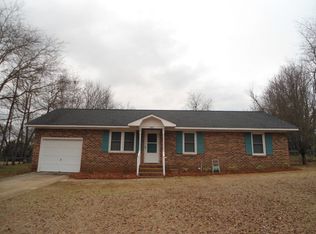 5915 Lost Creek Dr, Sumter, SC 29154