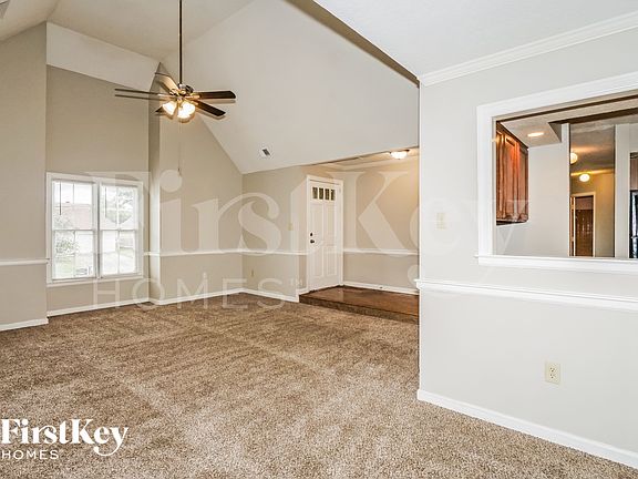 5th image of 6715 Valley Bend Dr