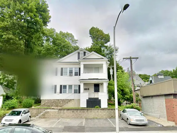 46 Park Ave APT 2, Worcester, MA 01609