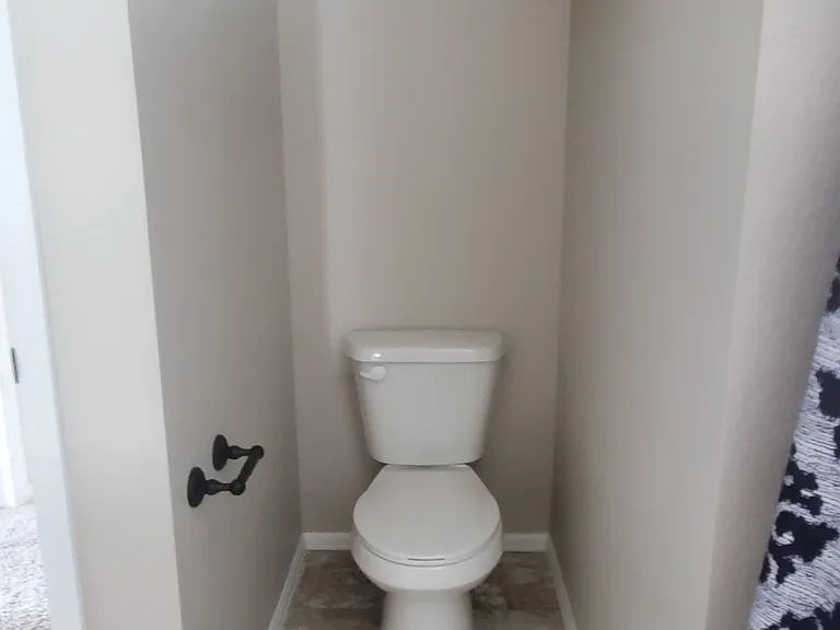 706 Finch Dr — Photo 7