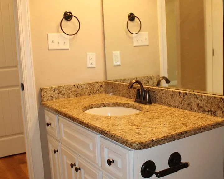 111 Apple Tree Ln — Photo 36