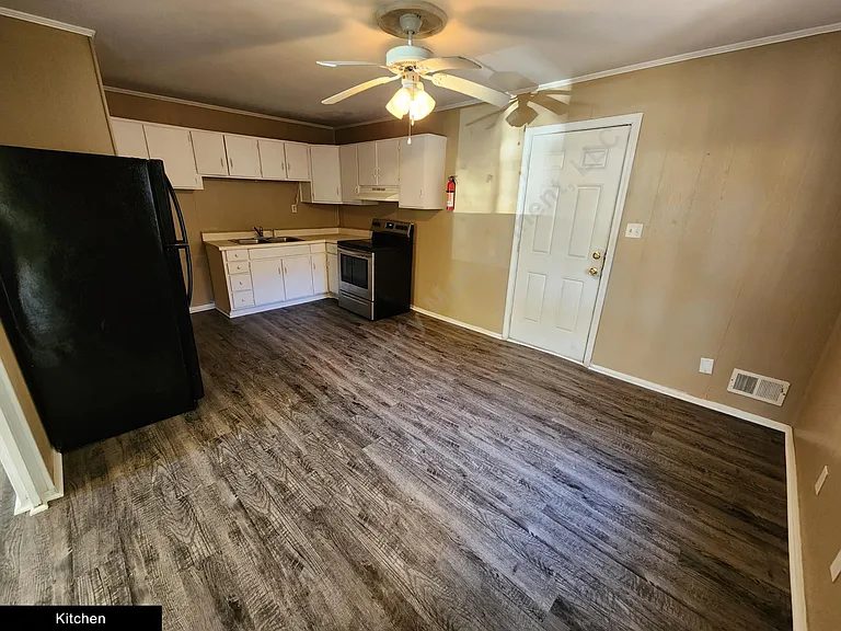 4516 Bluff Rd — Photo 7