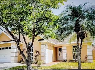 9720 Fox Hollow Rd, Tampa, FL 33647