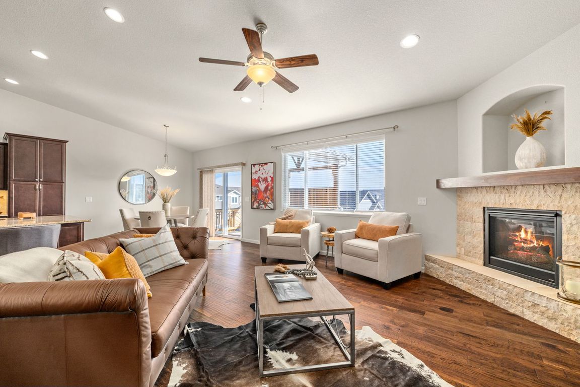 next background image