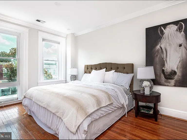 715 Quincy St NW #1 — Photo 11
