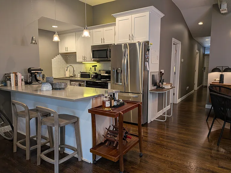 941 N Hoyne Ave #1 — Photo 15