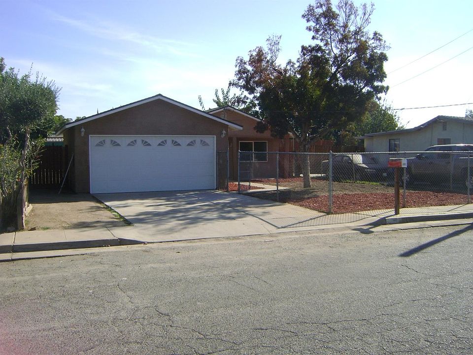 1st image of 710 S Camelia Ave