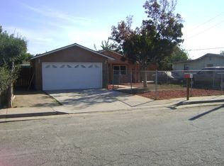 710 S Camelia Ave, Farmersville, CA 93223