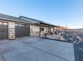 1051 W 900 S, Hurricane, UT 84737