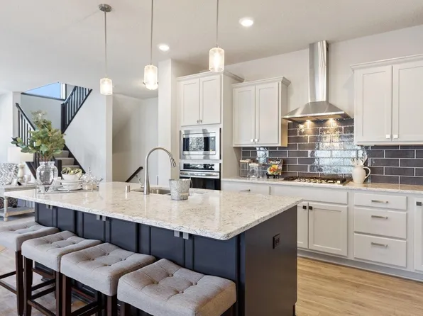 20145 Gothic Ave, Lakeville, MN 55044