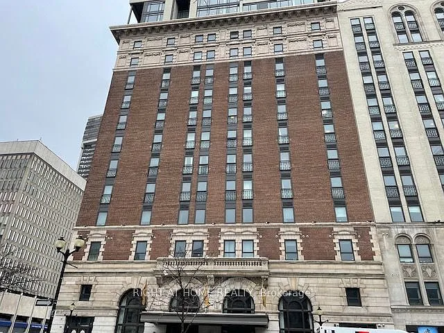 118 King St E #1015 — Photo 3