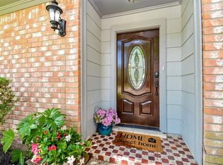 11946 Fawnview Dr, Houston, TX 77070