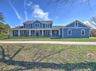 1848 S Shores Dr, Decatur, IL 62521