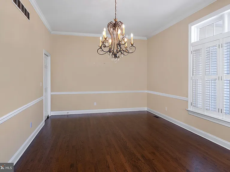 3 Maidstone Ct — Photo 14