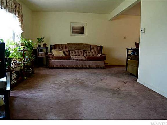5th image of 290 Oakvale Blvd