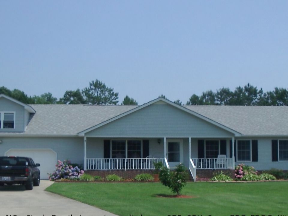 1st image of 1005 Oak Dr