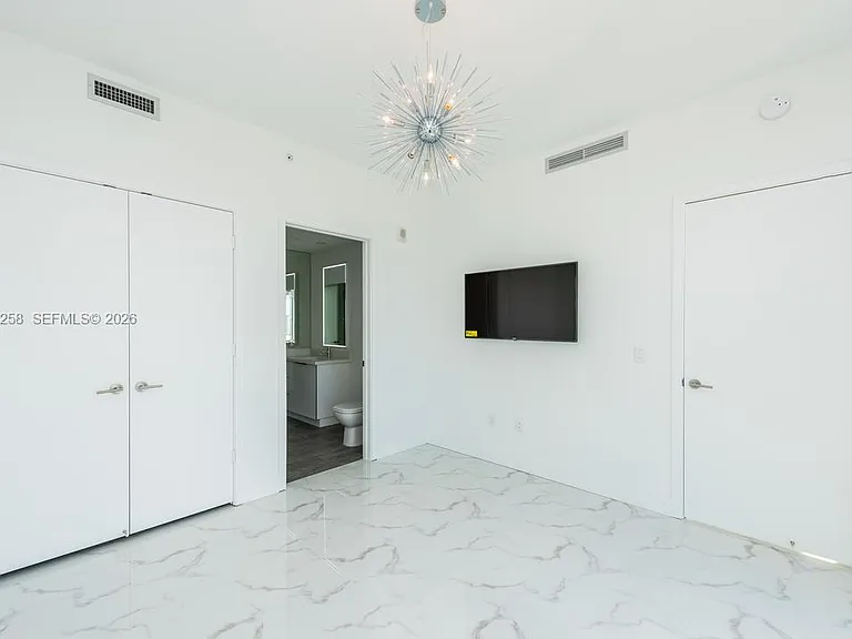 2900 NE 7th Ave #2607 — Photo 15