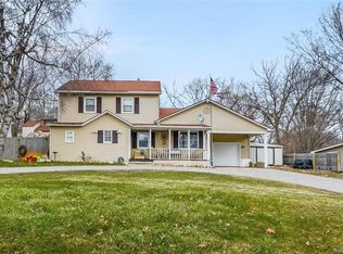 10487 Nine Mile Rd, Whitmore Lake, MI 48189