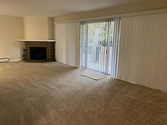 Living Room w view of Water