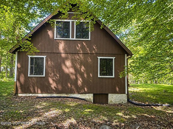 3rd image of 2111 Spring Dr