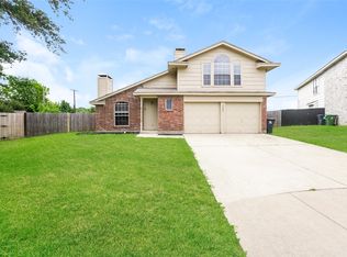 1300 Brookmeadow Ct, Arlington, TX 76018