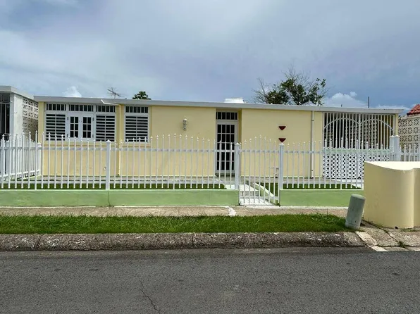 Via 58 Urb Villa Fontana, Carolina, PR 00983