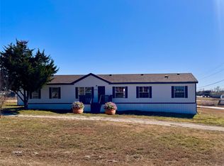 5705 Texas St, Joshua, TX 76058