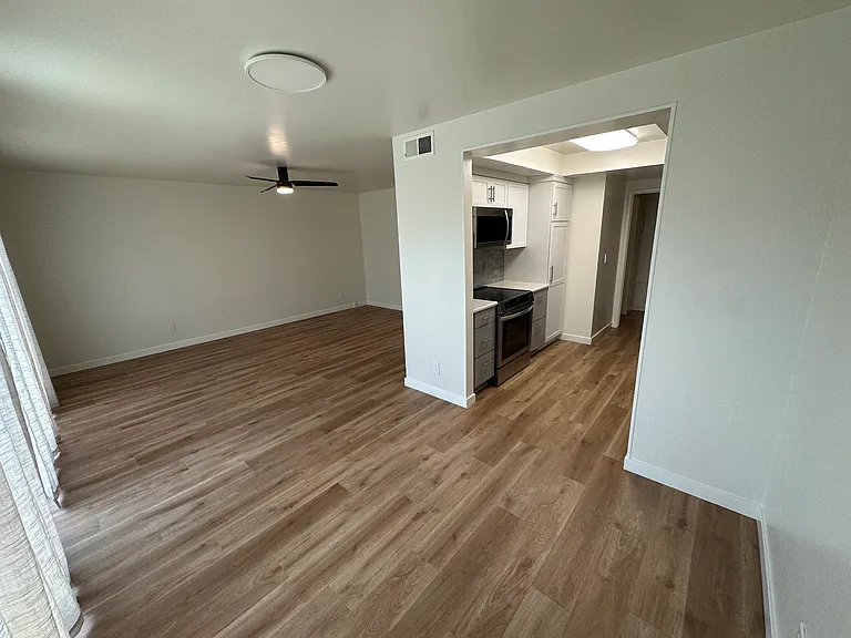 383 Cannon Green Dr #A — Photo 5