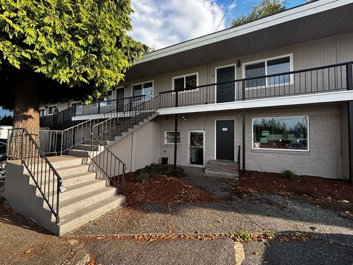 14523 Hwy 99 — Photo 2