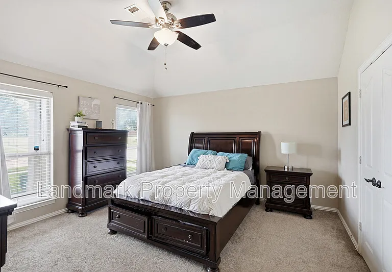 1218 Inglewood Dr — Photo 20