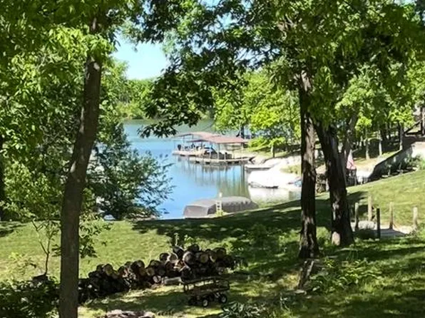 32033 Falcon Dr, Unionville, MO 63565