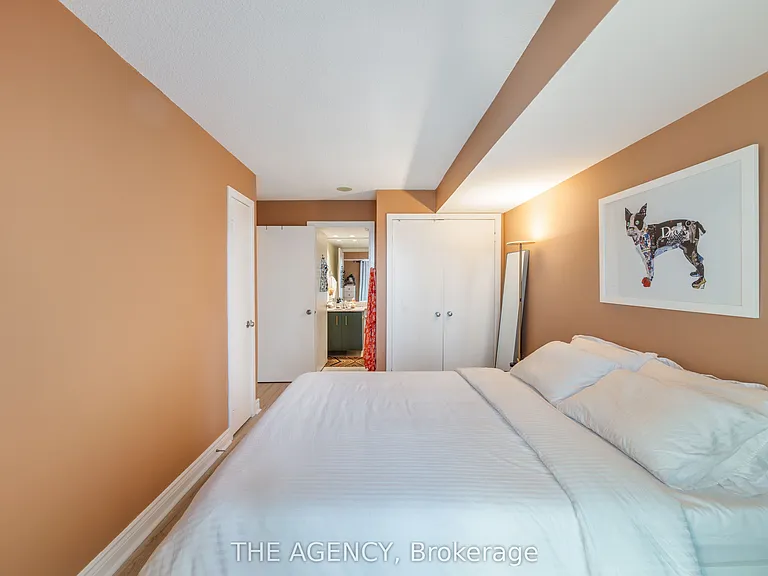 8 Park Rd #3301 — Photo 22