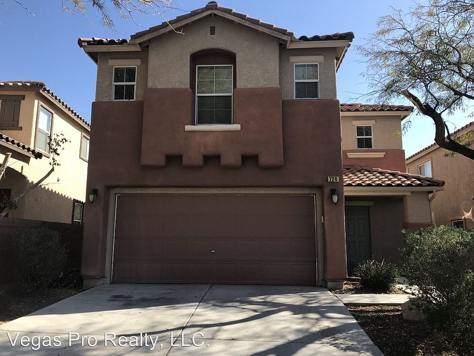 1st image of 724 La Tosca St