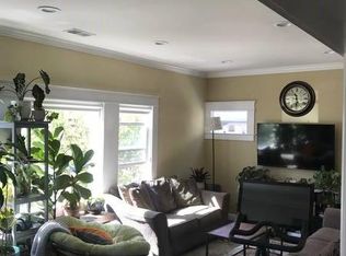554 62nd St, Oakland, CA 94609